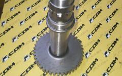 Вал с шестерней насоса КПП Z=42 14 шлицов 2BS315A 40A0027/SP103787