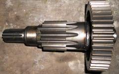 Шестерня КПП делителя передач (вал-шестерня) 12JS200T-1707056