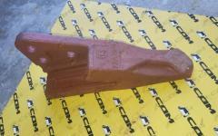 Зуб ковша боковой левый CLG855H/856H 72A3512/72A3928