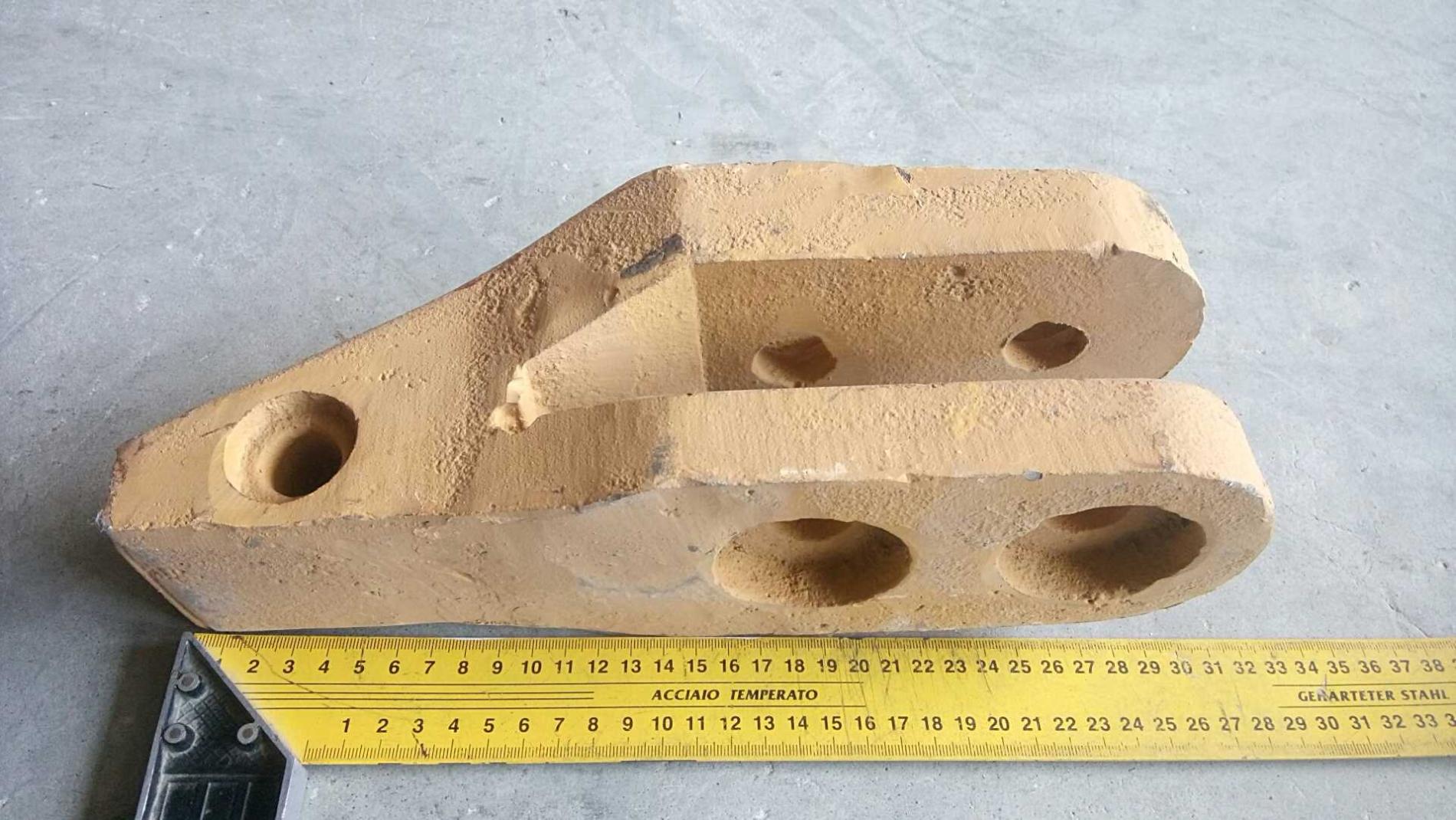 Адаптер наконечника ковша болтовое крепление CDM853 CDM853.11.01-002